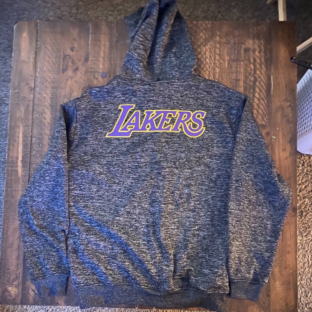 NBA Lakers Large Zip-up Hoodie!!